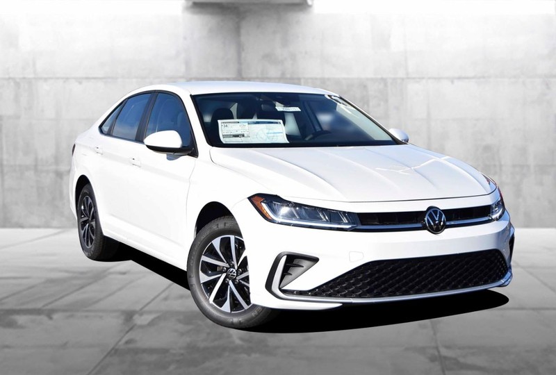 Volkswagen Jetta Vehicle Image 02