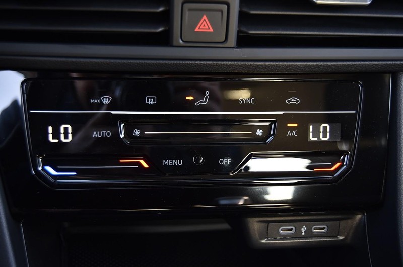 Volkswagen Jetta Vehicle Image 15