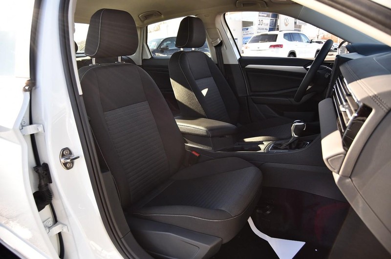 Volkswagen Jetta Vehicle Image 20