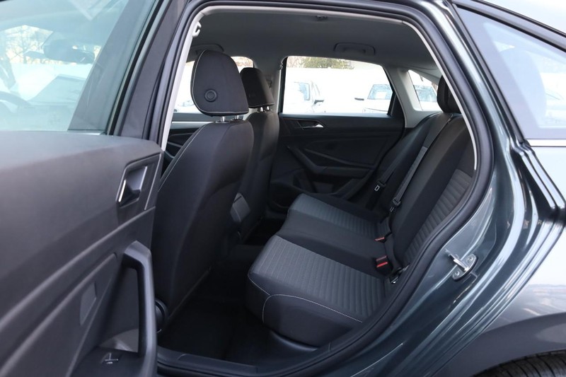 Volkswagen Jetta Vehicle Image 20