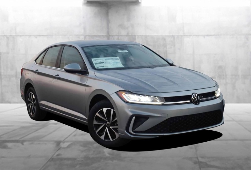 Volkswagen Jetta Vehicle Image 02