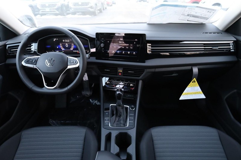 Volkswagen Jetta Vehicle Image 21