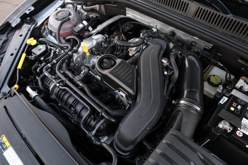 Volkswagen Jetta Vehicle Image 24