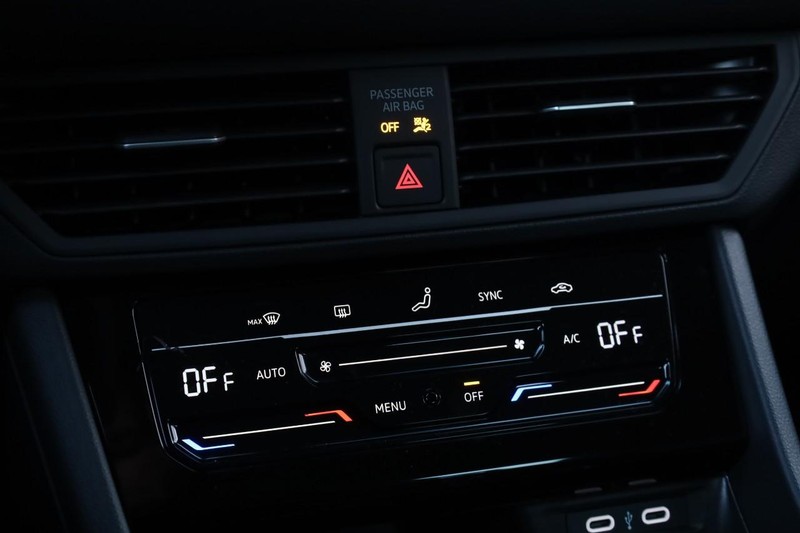 Volkswagen Jetta Vehicle Image 13