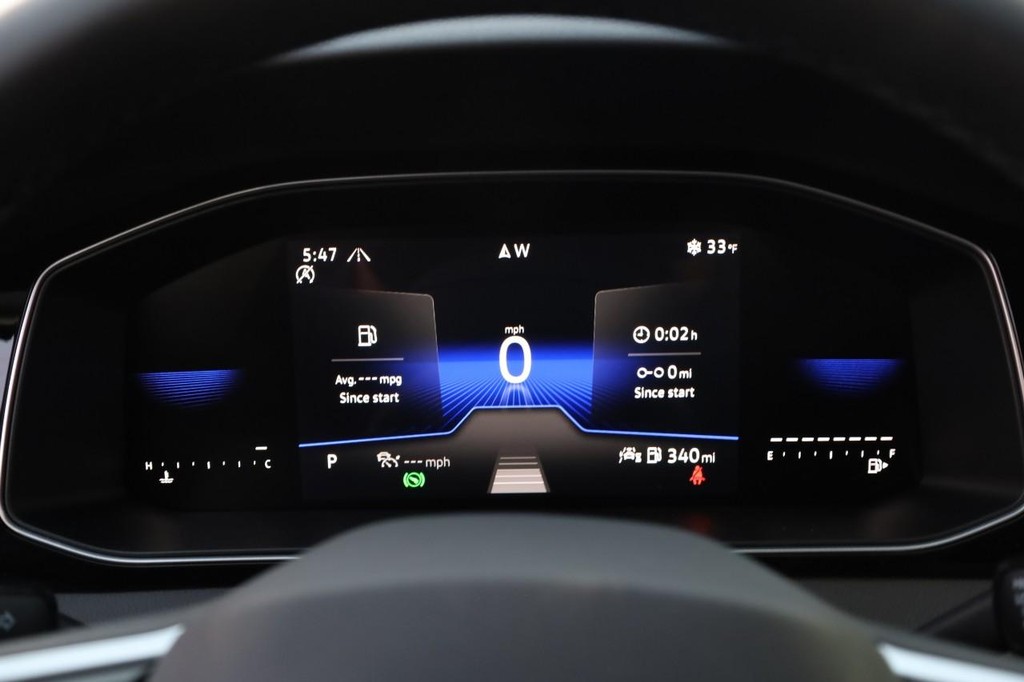 Volkswagen Jetta Vehicle Full-screen Gallery Image 10