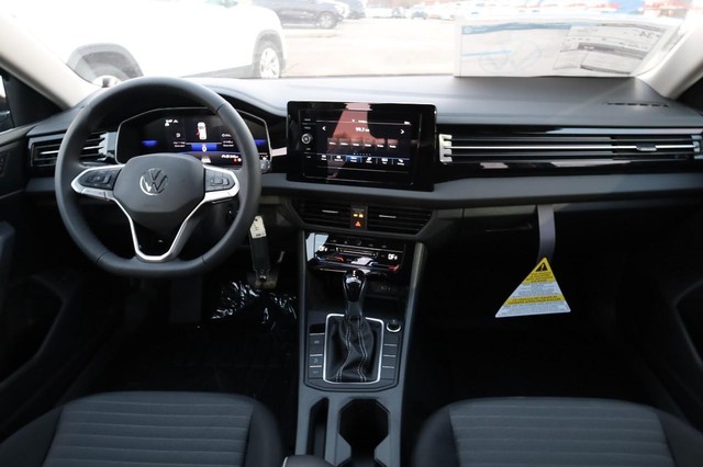 Volkswagen Jetta Vehicle Image 21