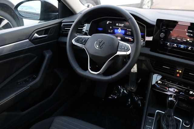 Volkswagen Jetta Vehicle Image 22