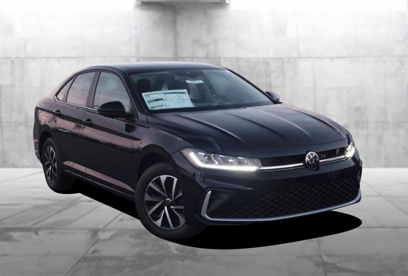 Volkswagen Jetta Vehicle Image 02