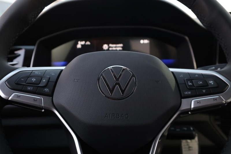 Volkswagen Jetta Vehicle Image 09