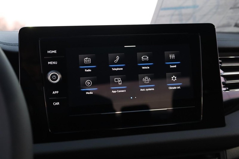 Volkswagen Jetta Vehicle Image 11