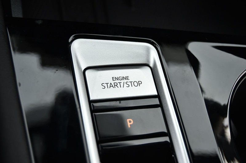 Volkswagen Atlas Cross Sport Vehicle Image 17