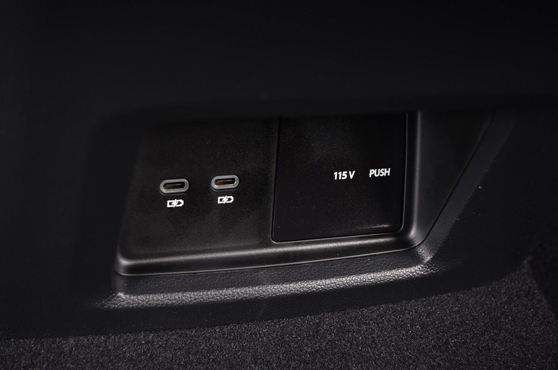 Volkswagen Atlas Cross Sport Vehicle Image 24