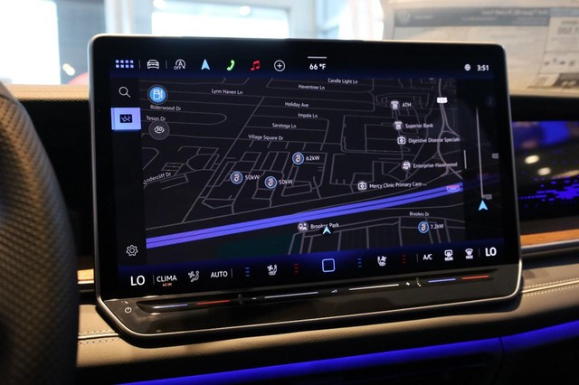 Volkswagen Tiguan Vehicle Image 17