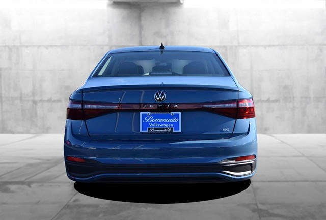 Volkswagen Jetta Vehicle Image 06