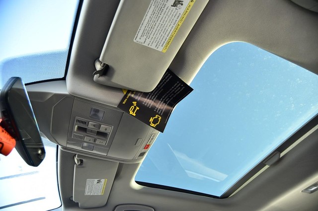 Volkswagen Jetta Vehicle Image 22