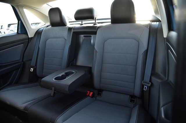 Volkswagen Jetta Vehicle Image 23