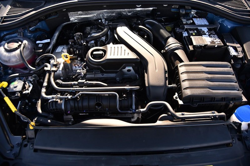 Volkswagen Jetta Vehicle Full-screen Gallery Image 25