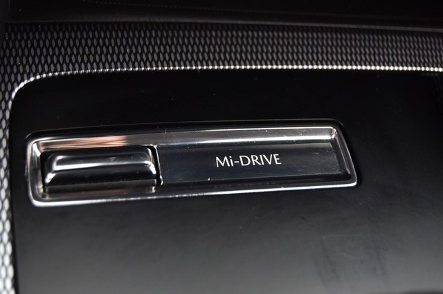 Mazda CX-90 Vehicle Image 18