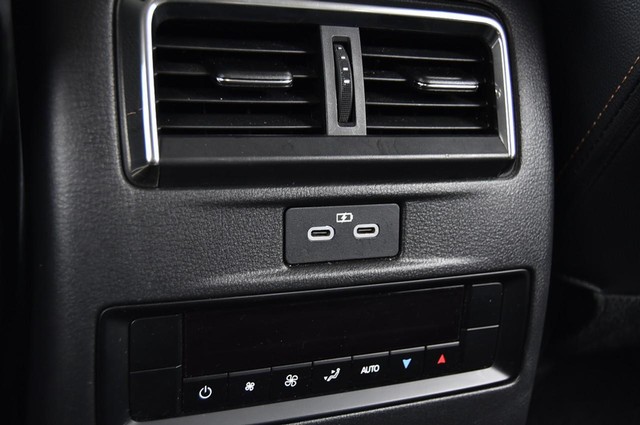 Mazda CX-90 Vehicle Image 25