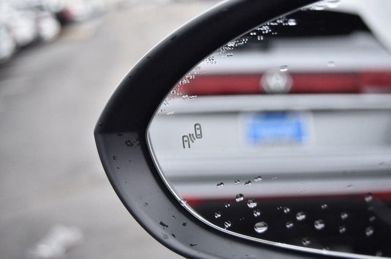 Volkswagen Jetta Vehicle Image 10