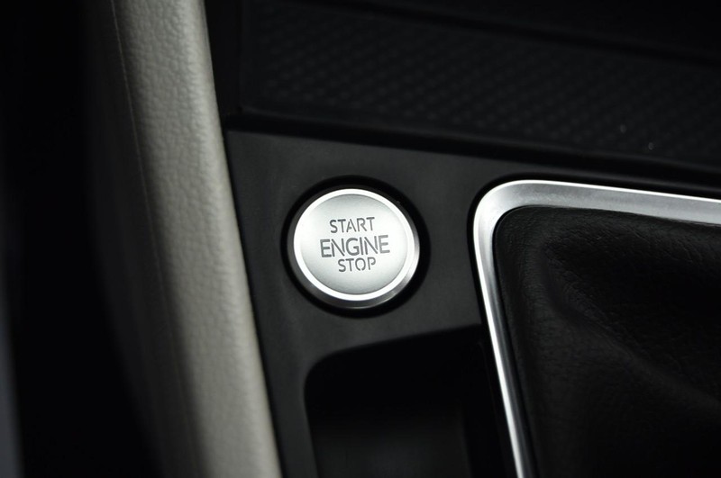 Volkswagen Jetta Vehicle Image 17