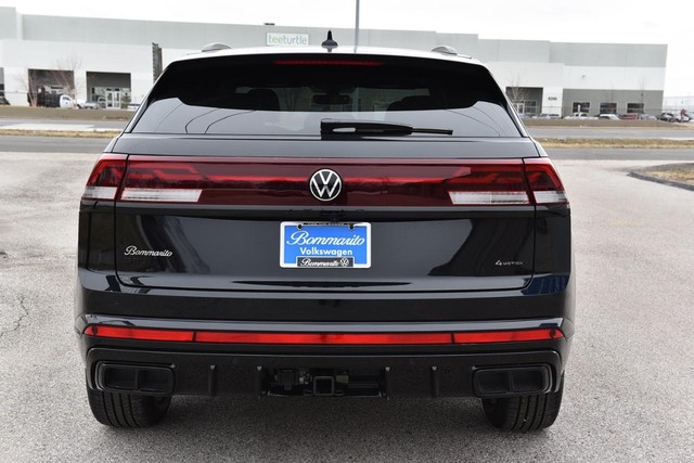 Volkswagen Atlas Cross Sport Vehicle Image 06