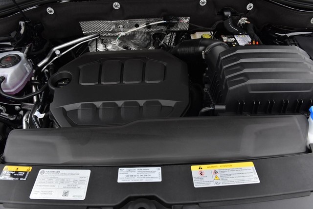 Volkswagen Atlas Cross Sport Vehicle Image 27