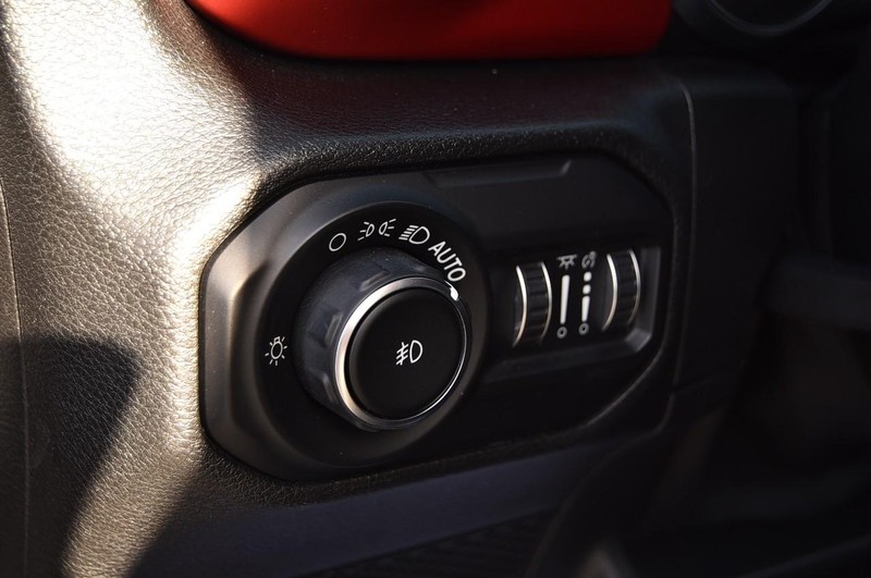 Jeep Wrangler Unlimited Vehicle Image 10