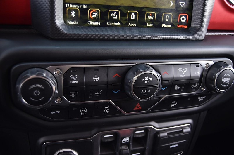 Jeep Wrangler Unlimited Vehicle Image 14