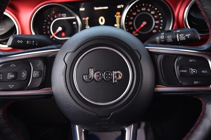 Jeep Wrangler Unlimited Vehicle Image 19