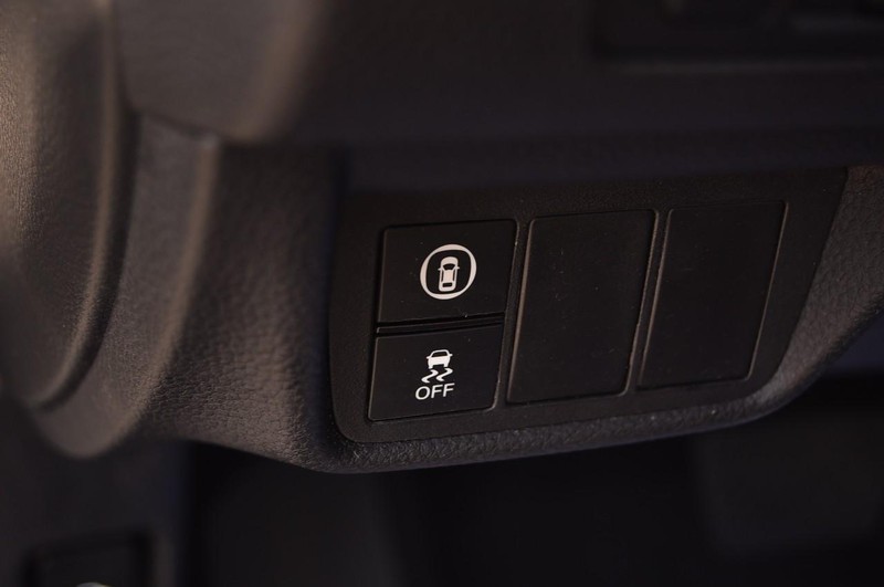 Honda Accord Sedan Vehicle Full-screen Gallery Image 17