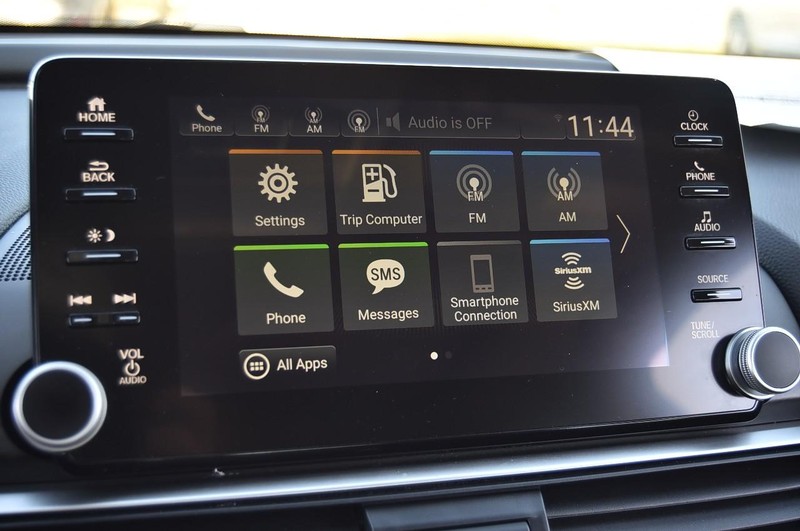 Honda Accord Sedan Vehicle Full-screen Gallery Image 21