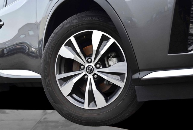 Nissan Murano Vehicle Image 03