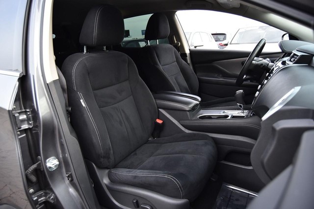 Nissan Murano Vehicle Image 19