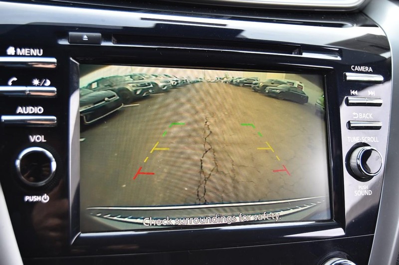 Nissan Murano Vehicle Full-screen Gallery Image 13