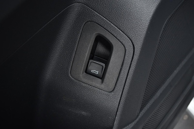 Volkswagen Atlas Vehicle Image 09