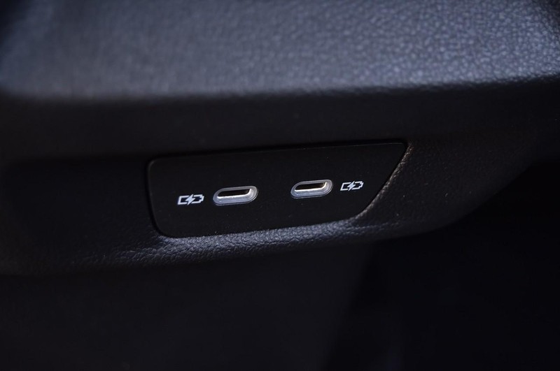 Volkswagen Tiguan Vehicle Image 23