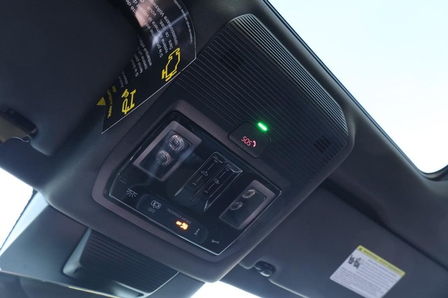 Volkswagen Tiguan Vehicle Image 20