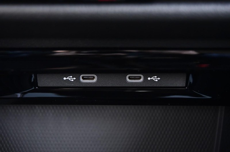 Volkswagen Golf GTI Vehicle Image 16