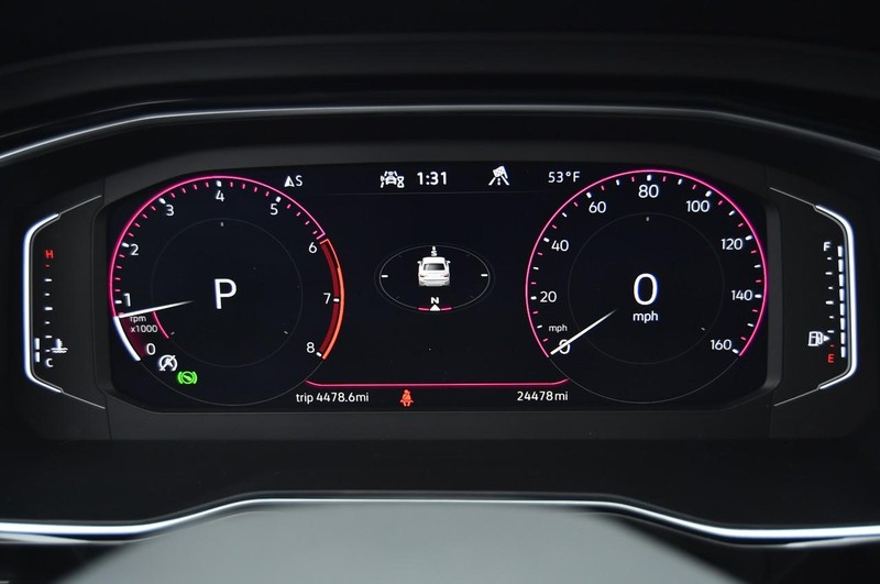 Volkswagen Jetta Vehicle Image 12