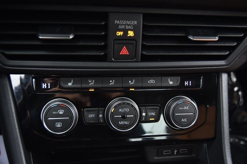 Volkswagen Jetta Vehicle Image 15