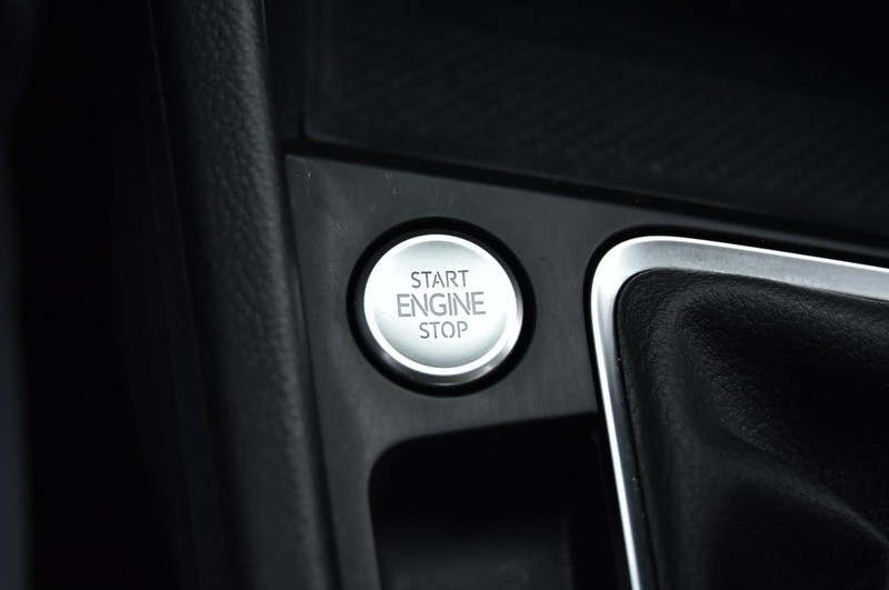 Volkswagen Jetta Vehicle Image 17