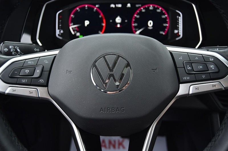 Volkswagen Jetta Vehicle Image 19