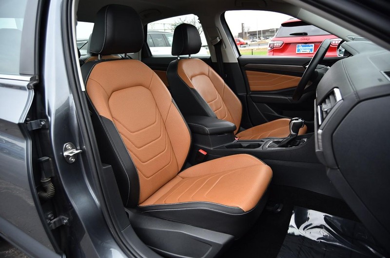 Volkswagen Jetta Vehicle Image 21