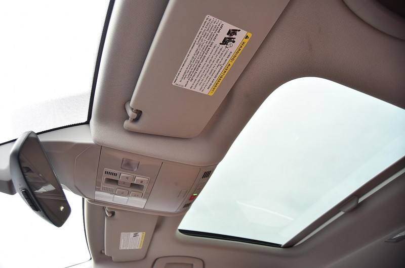 Volkswagen Jetta Vehicle Image 22