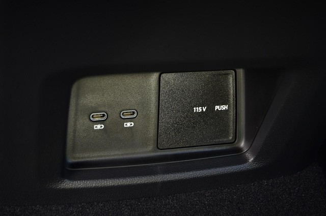 Volkswagen Atlas Vehicle Image 24