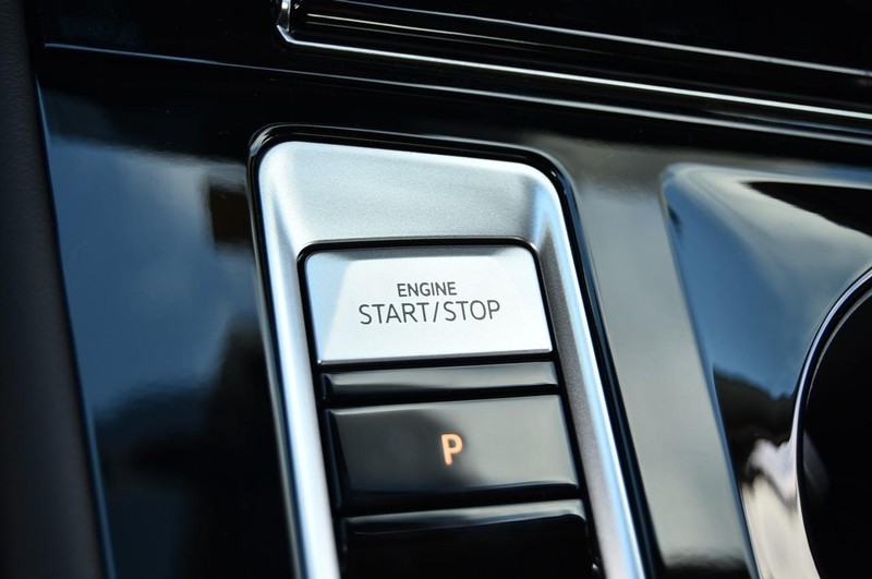 Volkswagen Atlas Vehicle Full-screen Gallery Image 17