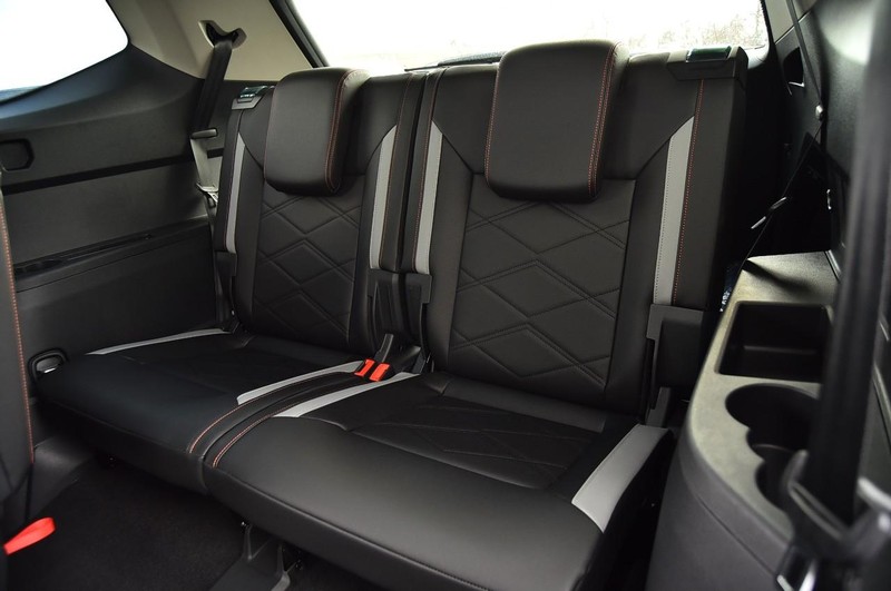 Volkswagen Atlas Vehicle Full-screen Gallery Image 25