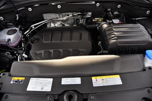 Volkswagen Atlas Cross Sport Vehicle Image 24