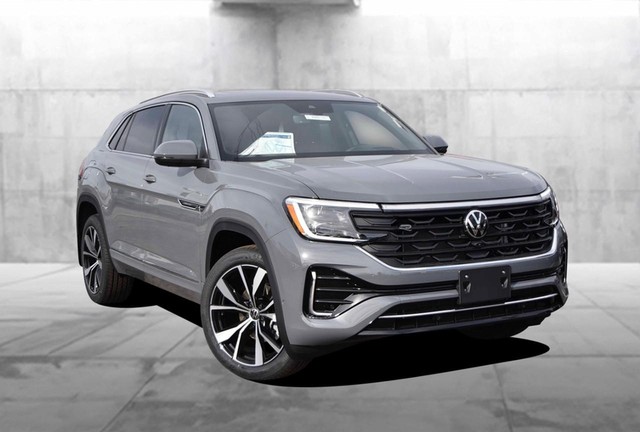 Volkswagen Atlas Cross Sport Vehicle Image 02